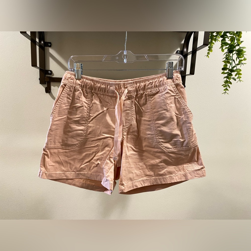 The North Face Women's Motion Pull-On 5 Inch Short